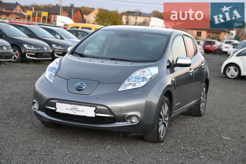 Хэтчбек Nissan Leaf 2014 в Луцке