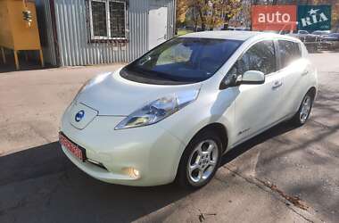 Хэтчбек Nissan Leaf 2011 в Ровно