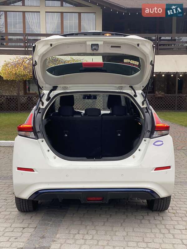 Хэтчбек Nissan Leaf 2018 в Ровно