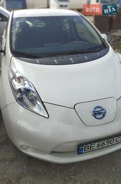 Хетчбек Nissan Leaf 2016 в Миколаєві