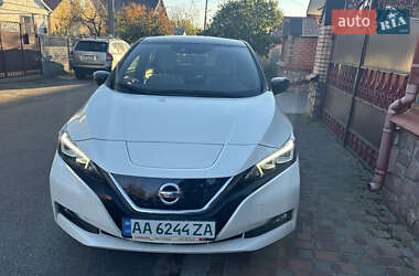 Хетчбек Nissan Leaf 2021 в Києві