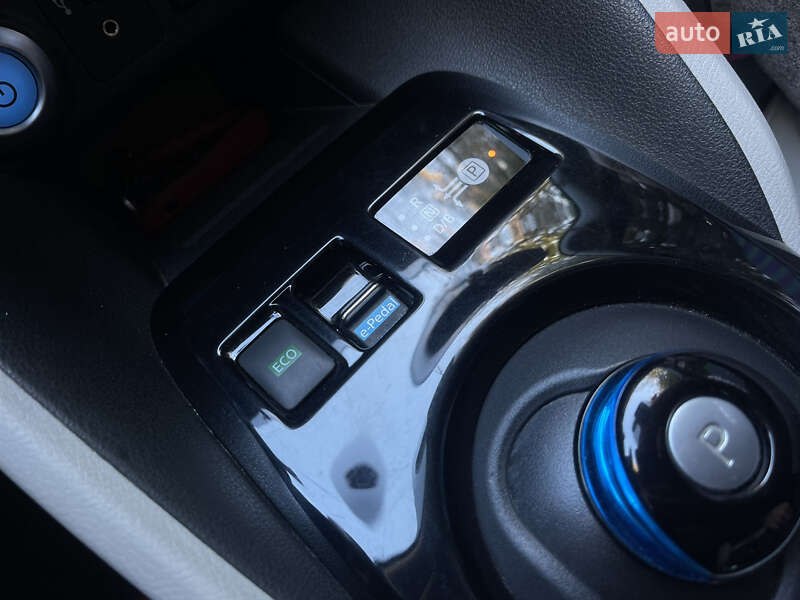 Хэтчбек Nissan Leaf 2018 в Одессе