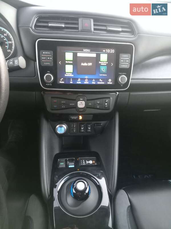 Хетчбек Nissan Leaf 2022 в Дніпрі