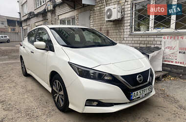 Хетчбек Nissan Leaf 2019 в Києві