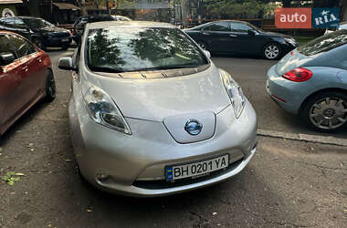 Хетчбек Nissan Leaf 2012 в Одесі