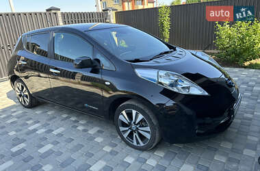 Хетчбек Nissan Leaf 2014 в Полтаві