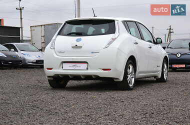 Хэтчбек Nissan Leaf 2015 в 