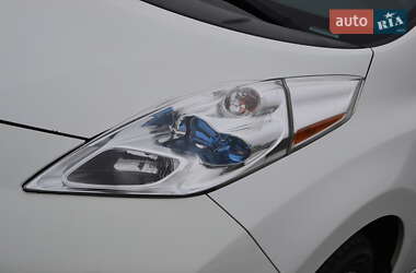 Хэтчбек Nissan Leaf 2015 в 