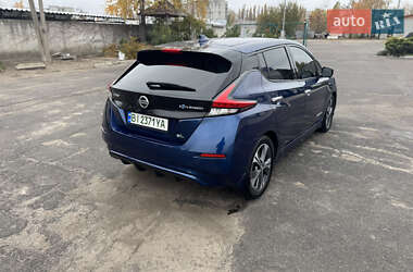 Хетчбек Nissan Leaf 2018 в Кременчуці