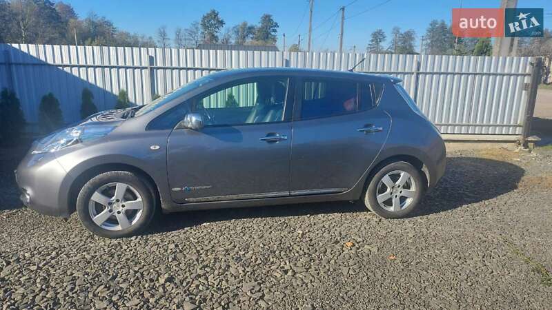 Хэтчбек Nissan Leaf 2013 в Рожище фото 6 Хэтчбек Nissan Leaf 2013 в Рожище
