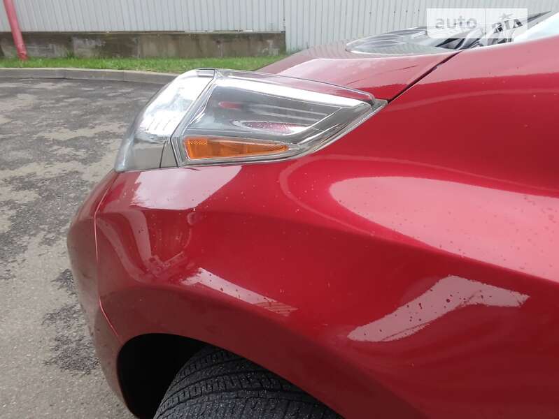 Хэтчбек Nissan Leaf 2014 в Тернополе