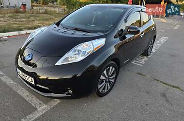 Хэтчбек Nissan Leaf 2016 в Харькове