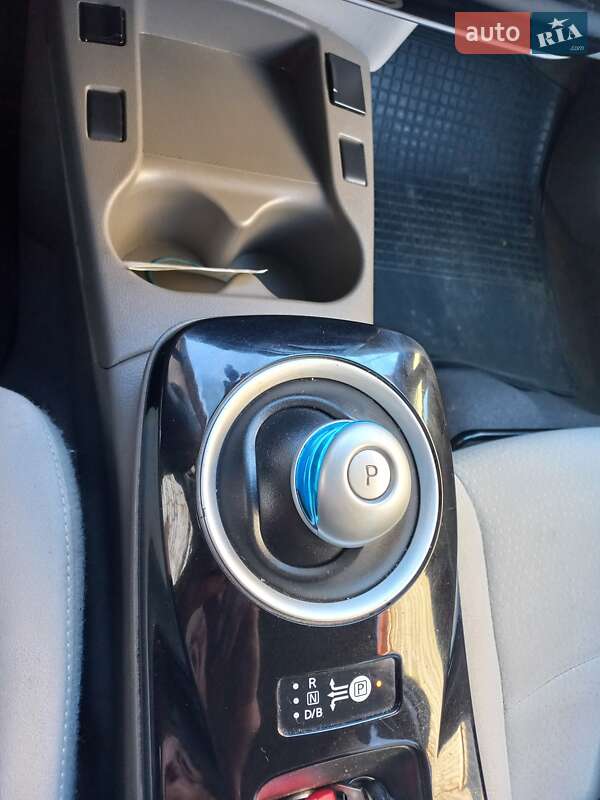 Хэтчбек Nissan Leaf 2013 в Львове фото 11 Хэтчбек Nissan Leaf 2013 в Львове