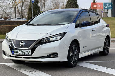 Хэтчбек Nissan Leaf 2018 в Киеве