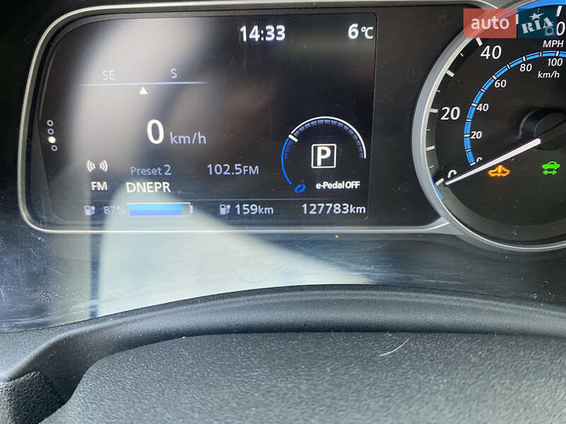 Хэтчбек Nissan Leaf 2018 в Днепре