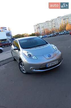 Хэтчбек Nissan Leaf 2015 в Запорожье