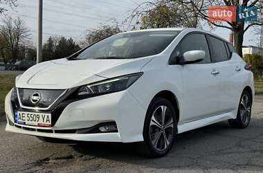 Хетчбек Nissan Leaf 2021 в Дніпрі