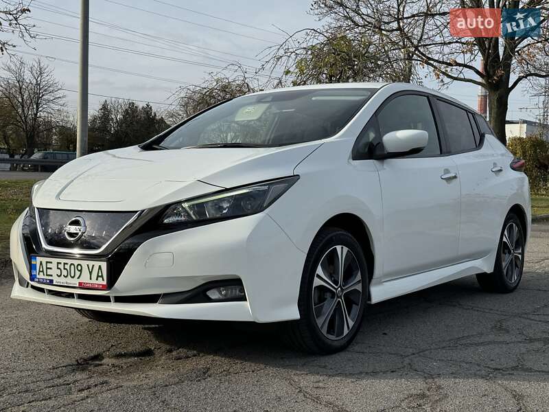 Nissan Leaf 2021