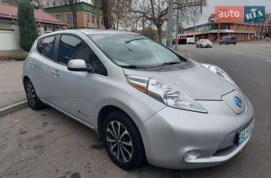 Хэтчбек Nissan Leaf 2014 в Днепре