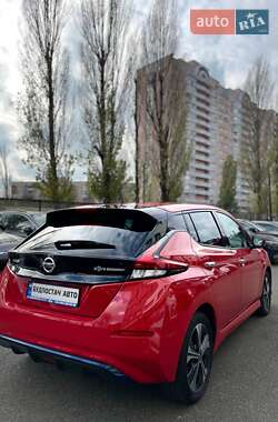 Хэтчбек Nissan Leaf 2019 в Киеве