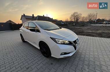 Хетчбек Nissan Leaf 2018 в Хмельницькому