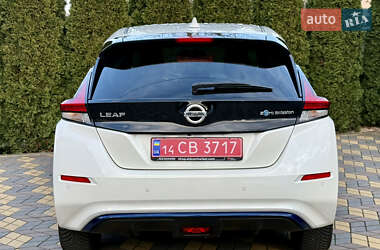 Хэтчбек Nissan Leaf 2021 в Самборе