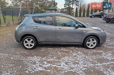 Хэтчбек Nissan Leaf 2014 в Львове