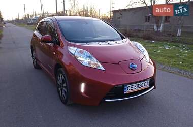 Хэтчбек Nissan Leaf 2014 в Черновцах