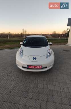 Хэтчбек Nissan Leaf 2017 в Львове