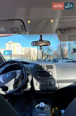 Хэтчбек Nissan Leaf 2017 в Ровно