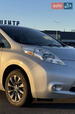 Хэтчбек Nissan Leaf 2014 в Днепре