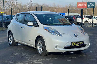 Хетчбек Nissan Leaf 2014 в Чернівцях