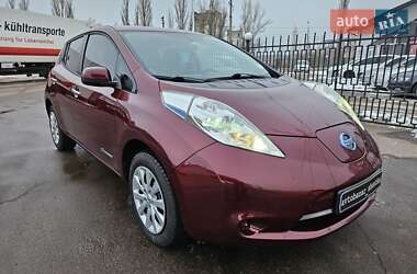 Хэтчбек Nissan Leaf 2016 в Шостке