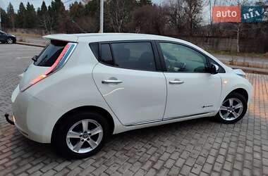 Хэтчбек Nissan Leaf 2014 в Львове