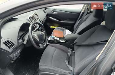 Хетчбек Nissan Leaf 2014 в 