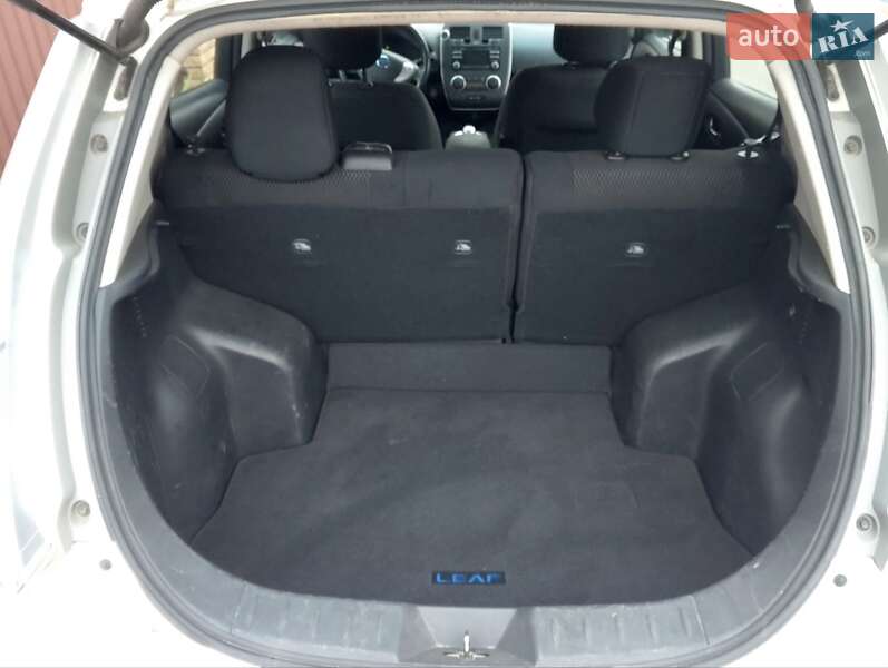 Хэтчбек Nissan Leaf 2013 в Киеве