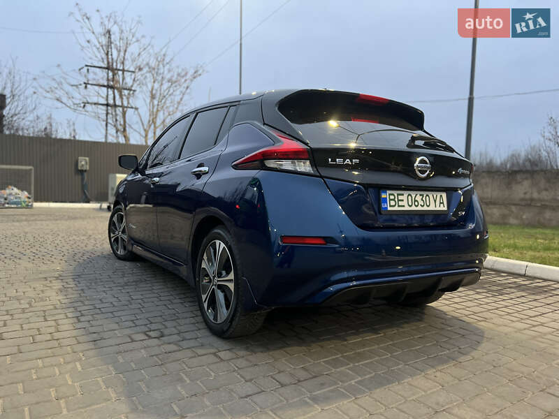 Хэтчбек Nissan Leaf 2018 в Днепре