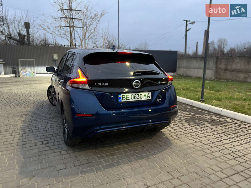 Хэтчбек Nissan Leaf 2018 в Днепре