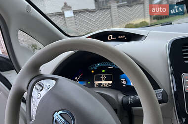 Хетчбек Nissan Leaf 2011 в Тульчині