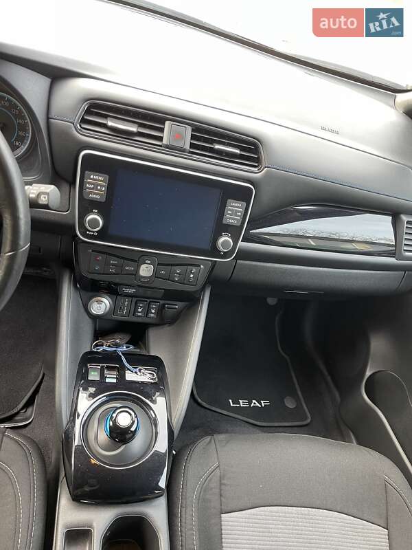 Хэтчбек Nissan Leaf 2021 в Измаиле