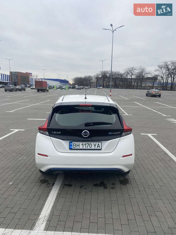 Хэтчбек Nissan Leaf 2019 в Одессе