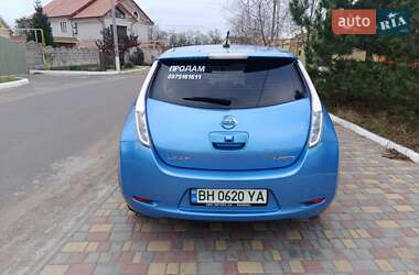 Хэтчбек Nissan Leaf 2012 в Измаиле