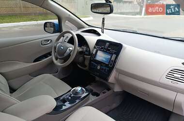 Хэтчбек Nissan Leaf 2012 в Измаиле