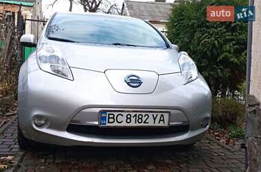 Хэтчбек Nissan Leaf 2013 в Львове