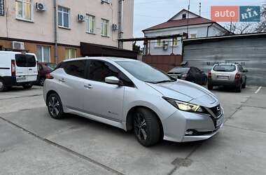 Хэтчбек Nissan Leaf 2019 в Житомире