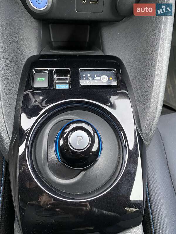 Хетчбек Nissan Leaf 2018 в Одесі