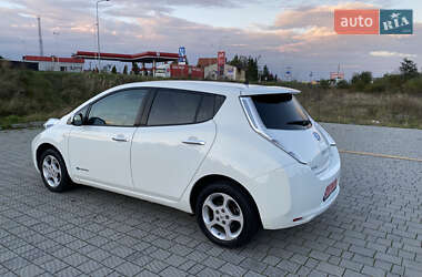 Хэтчбек Nissan Leaf 2016 в Стрые