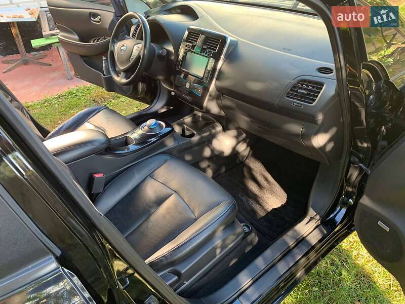 Хэтчбек Nissan Leaf 2014 в Киеве