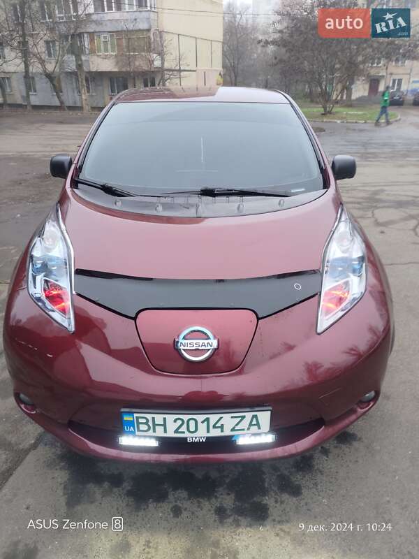 Хэтчбек Nissan Leaf 2016 в Одессе фото 2 Хэтчбек Nissan Leaf 2016 в Одессе