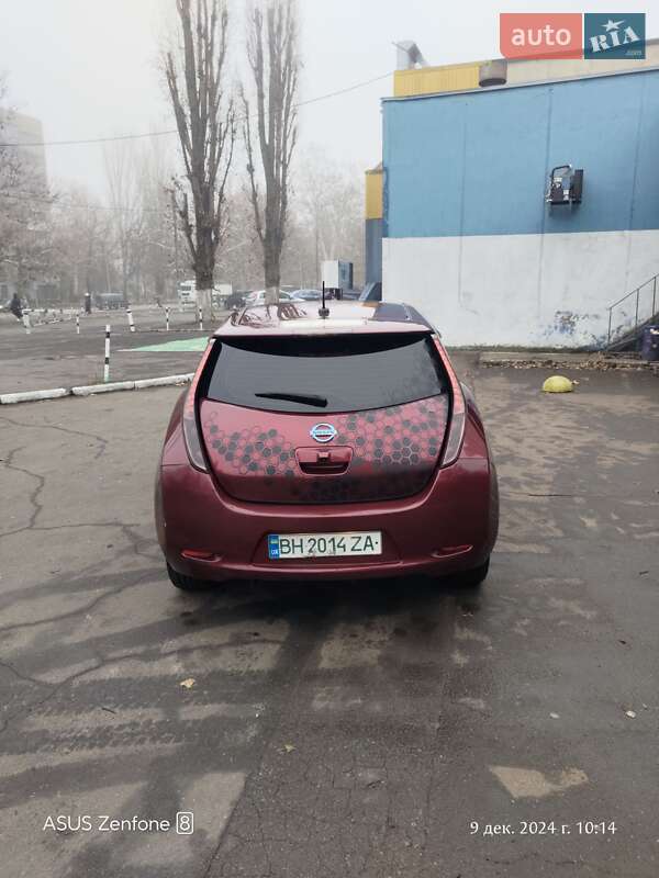 Хэтчбек Nissan Leaf 2016 в Одессе фото 14 Хэтчбек Nissan Leaf 2016 в Одессе